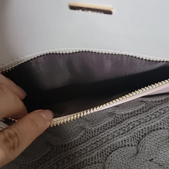 15.LoveVook Color Block Purse - Picture 11 of 11